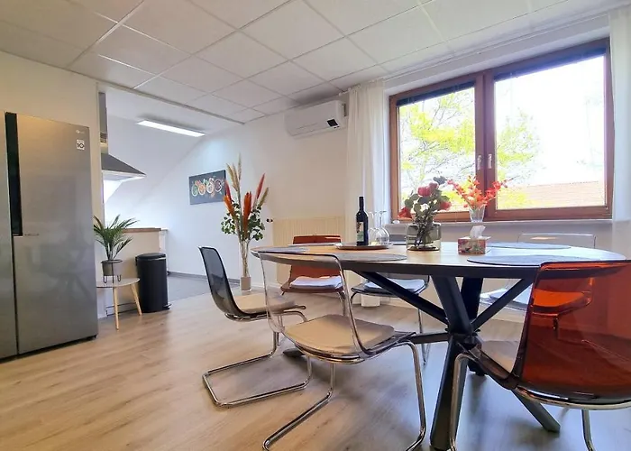 Workaholic 24h-check-in, 6 Pers, Klima, 3 Tvs *