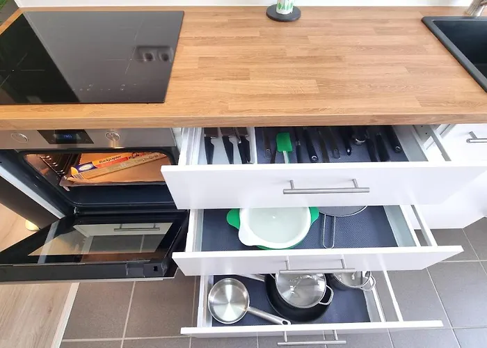 Апартаменты Workaholic 24h-check-in, 6 Pers, Klima, 3 Tvs *